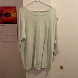 Long light blue quarter sleeve shirt
